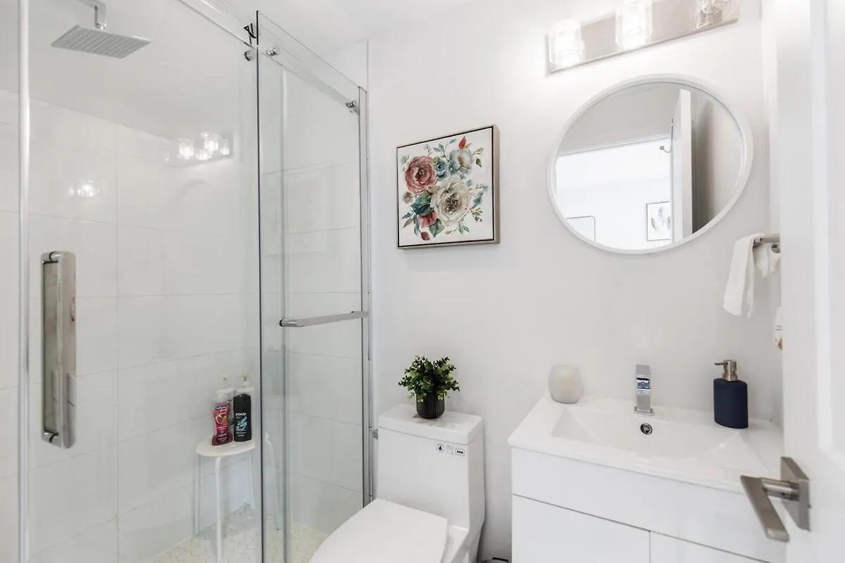 Apartment Niagara Luxe Suite, 4Min To Falls With Fireplace, Ping Pong